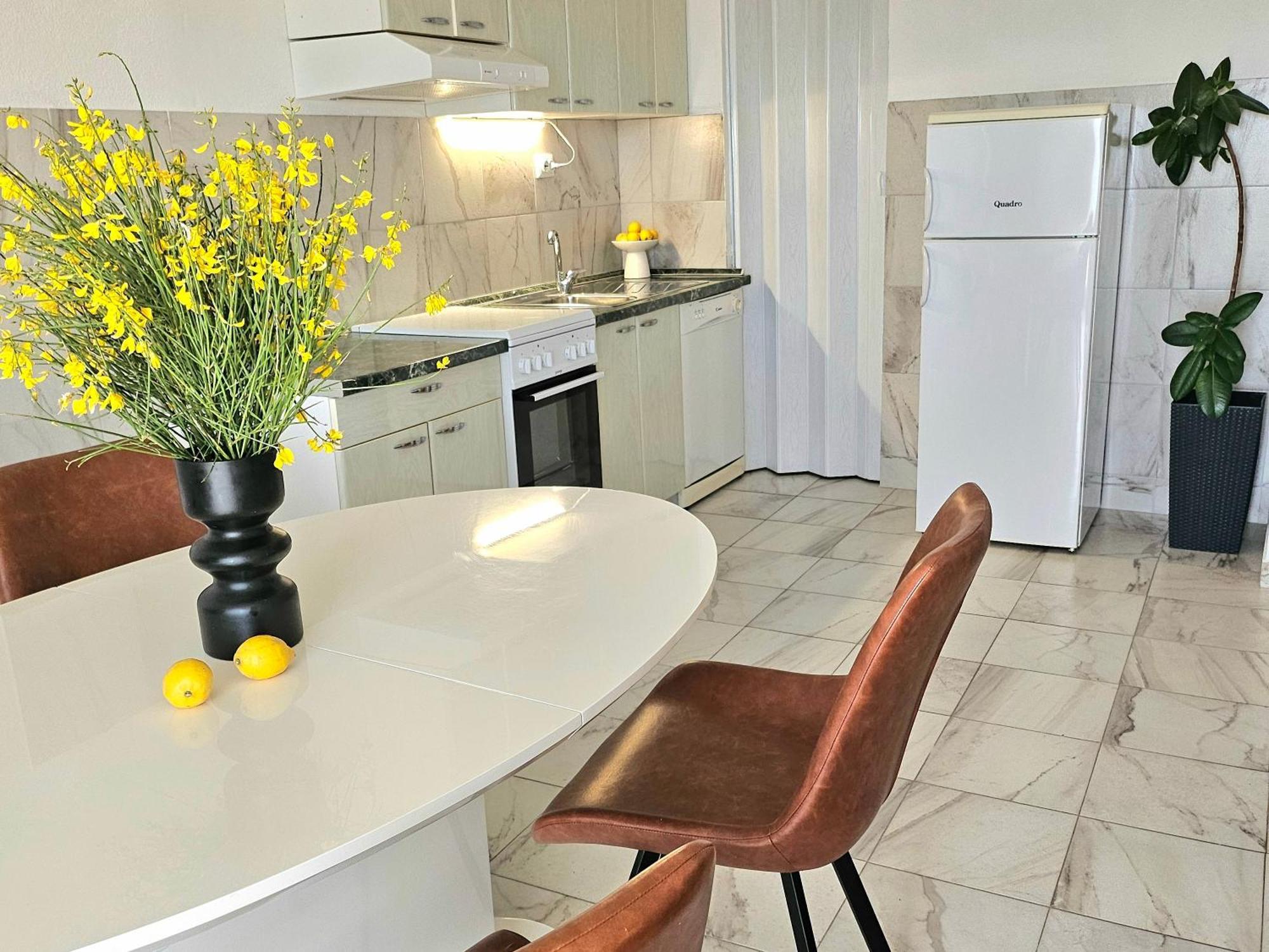 Apartment Wish Podstrana Eksteriør billede